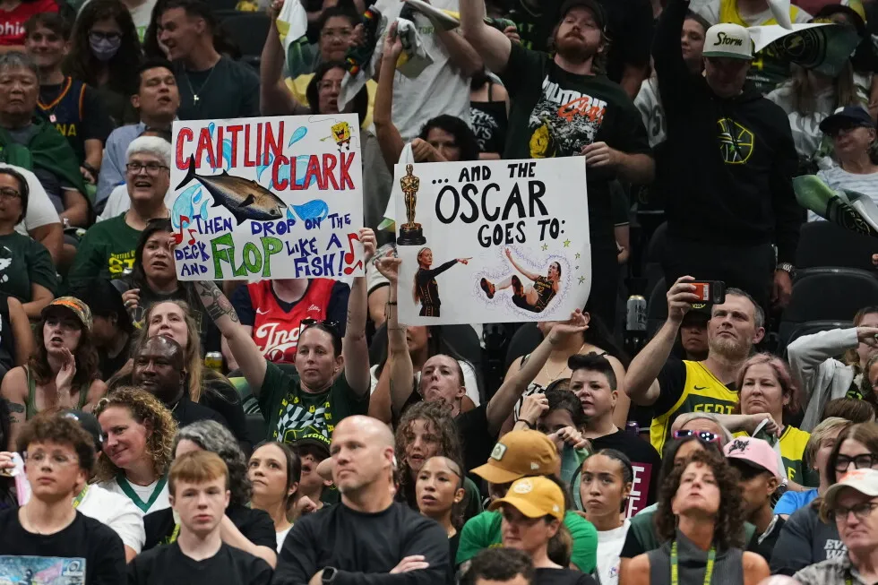 Seattle Storm apologize for an exchange between a co-owner and 2 fans