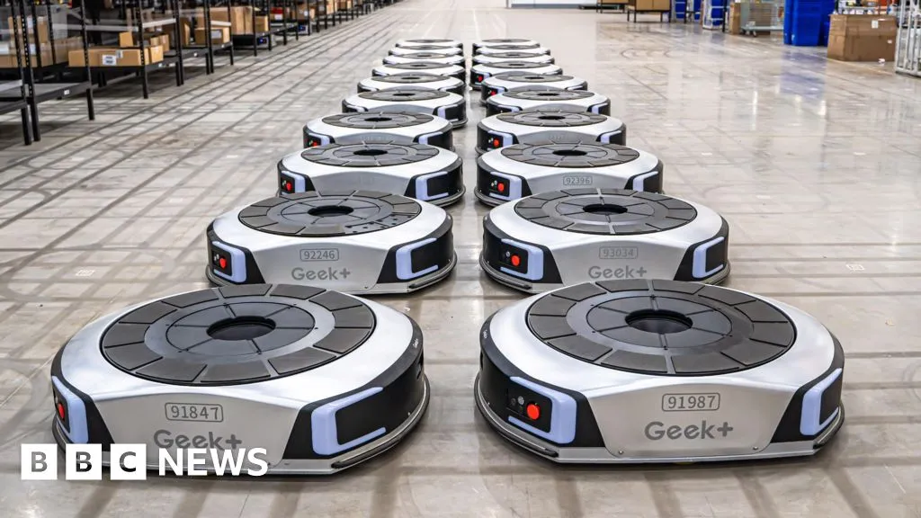 The Chinese robot army transforming the UK's retail industry