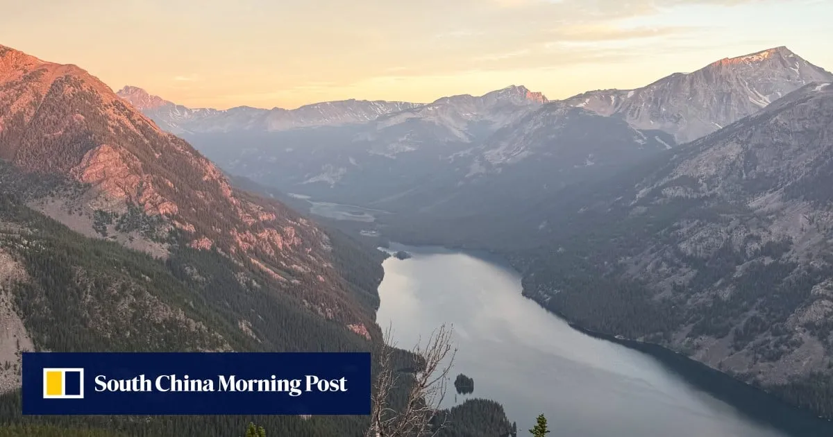 US man hikes out of mountains for help after being impaled by trekking pole