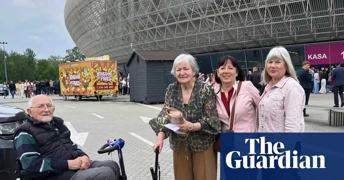 ‘It was a big shock’: new border rules left couple stuck in Krakow after living in UK for 80 years