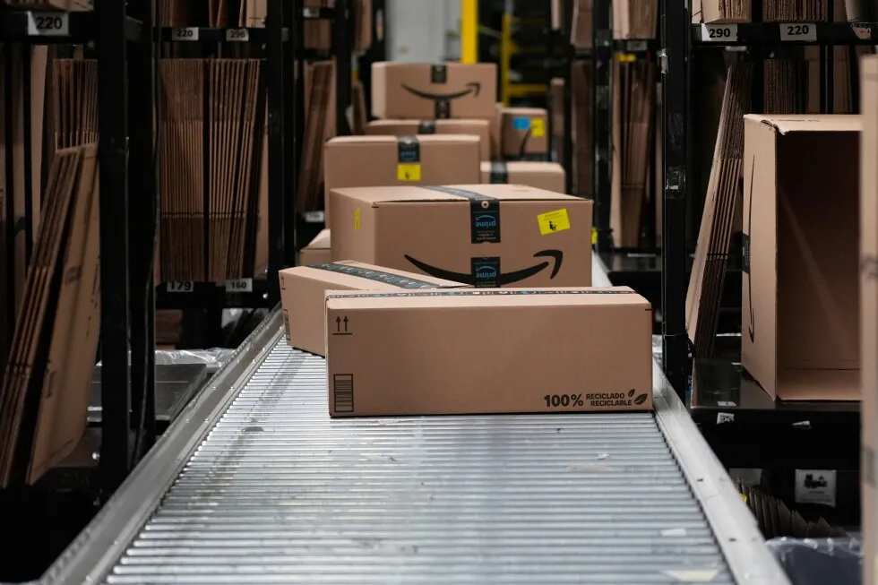 Amazon reports strong profits and net sales for 2Q, fueled by robust growth in cloud computing unit