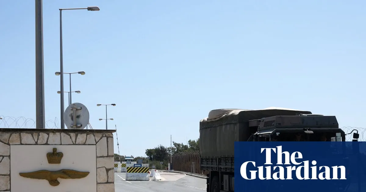 British-Azerbaijani man arrested in Cyprus over alleged spying on UK airbase for Iran