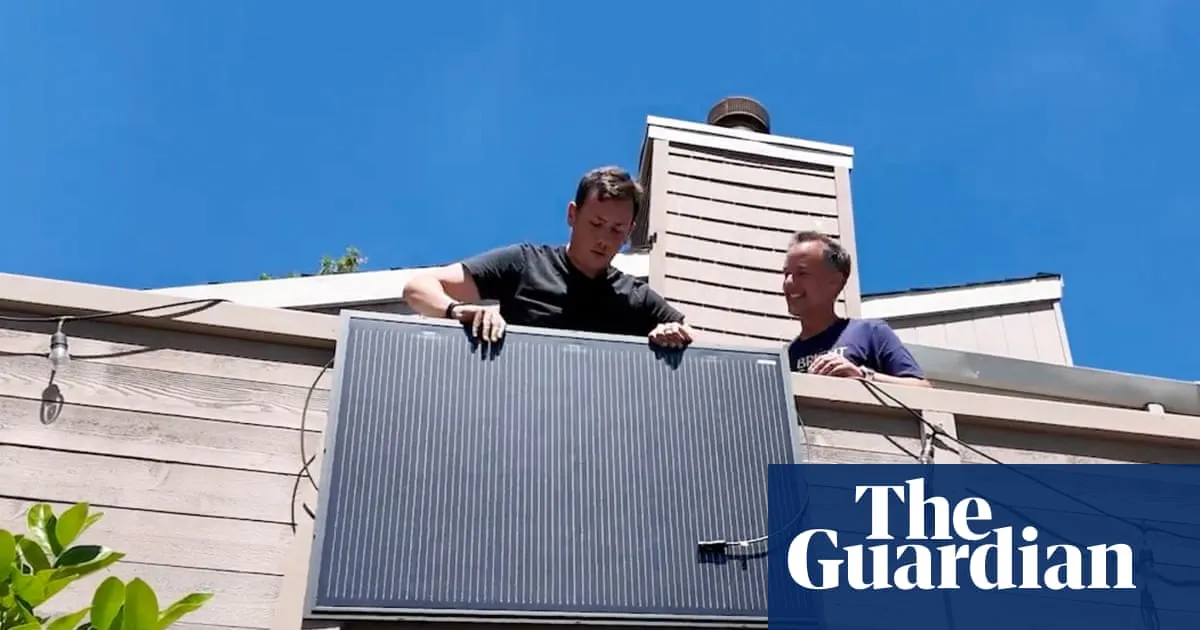 New solar panels in Great Britain at 15-year high as fossil fuel costs soar