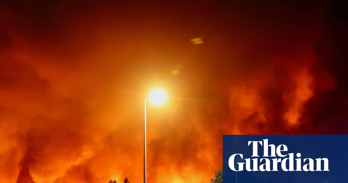 ‘We stared into an abyss’: the heroes battling to tame France’s ‘megafire’