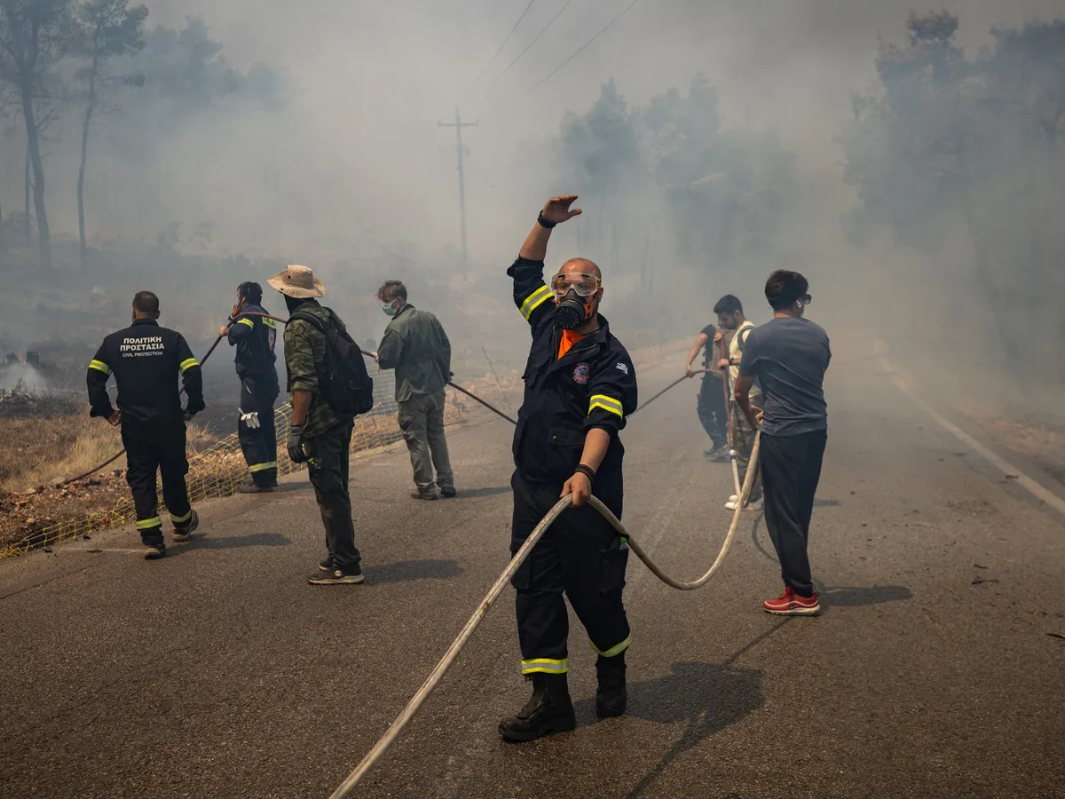 Greek firefighting helicopters in mid-air collision, four crew missing