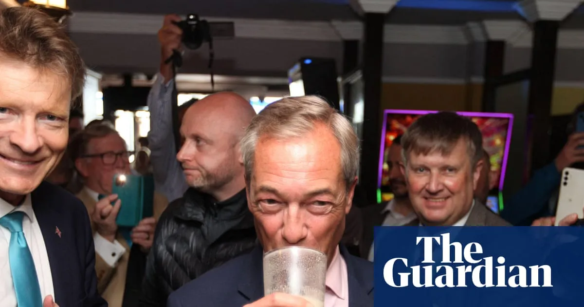‘Stench of sleaze’: Farage struck deal over political return months before 2024 election, reports say