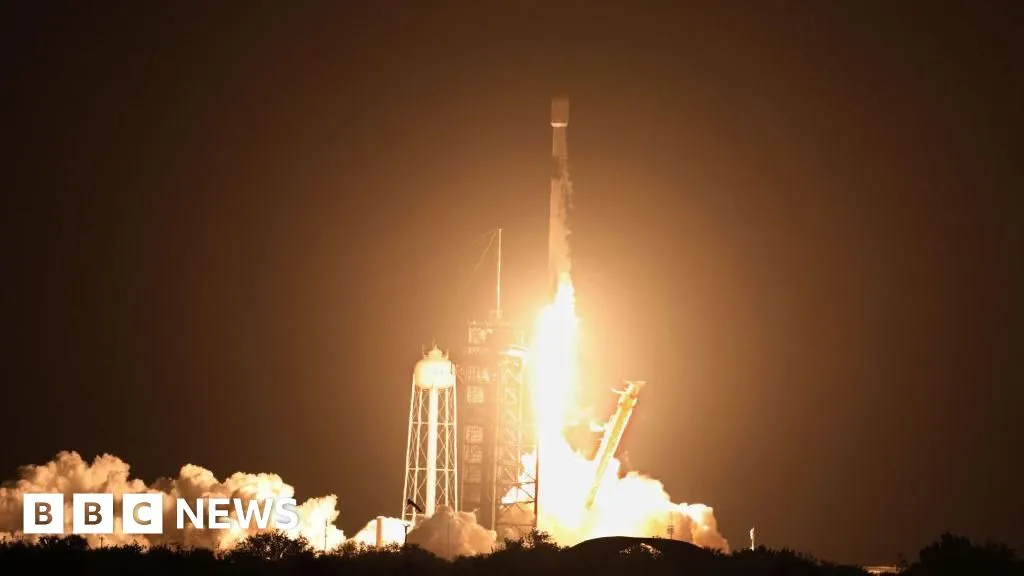 What will happen when a SpaceX rocket collides with the Moon?