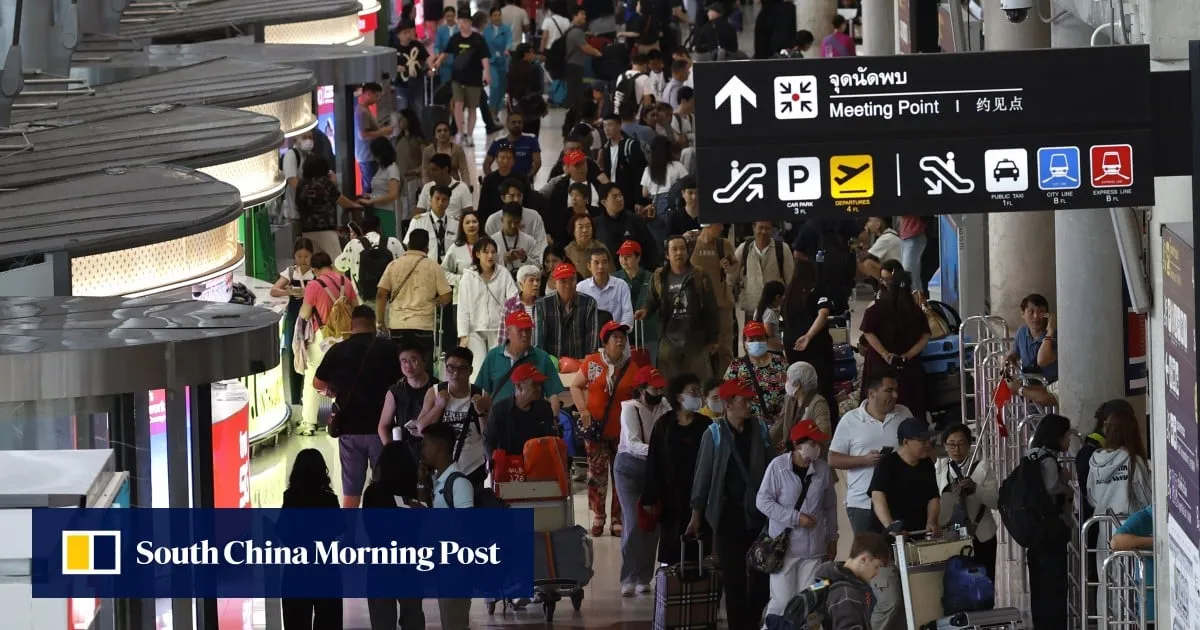 Bangkok airport apologises after clash with Chinese tourists at boarding gate