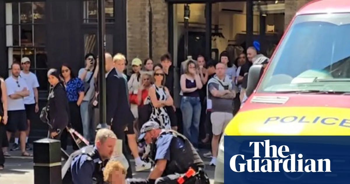 Woman arrested after four men stabbed in London’s Covent Garden