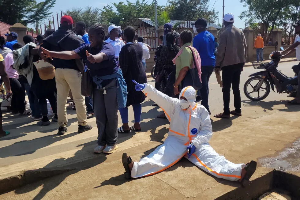 Dozens of health workers at epicenter of Congo’s Ebola outbreak protest lack of payment