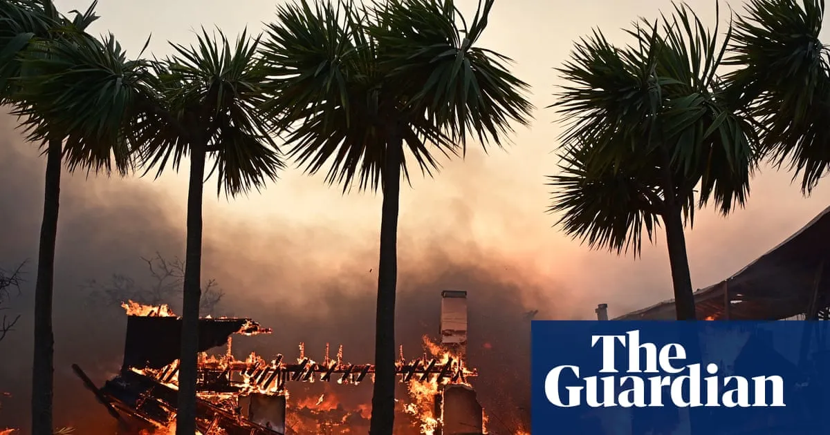 US senators urge crackdown on wildfire betting amid warnings of arson risk