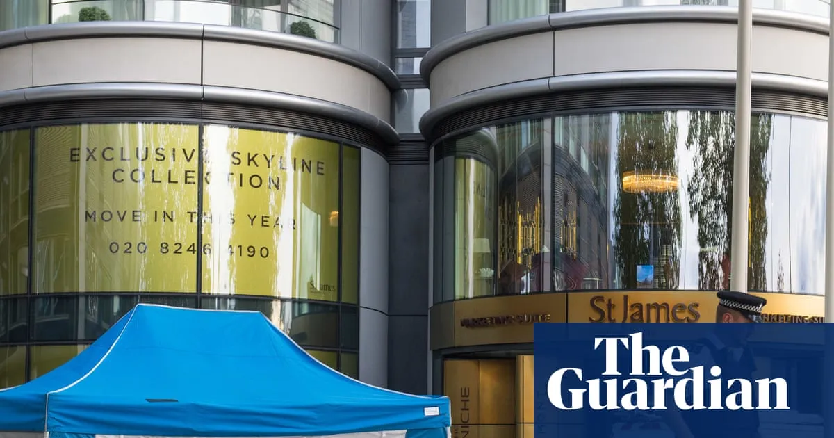 Foster + Partners cleared over man’s death when window fell from London penthouse