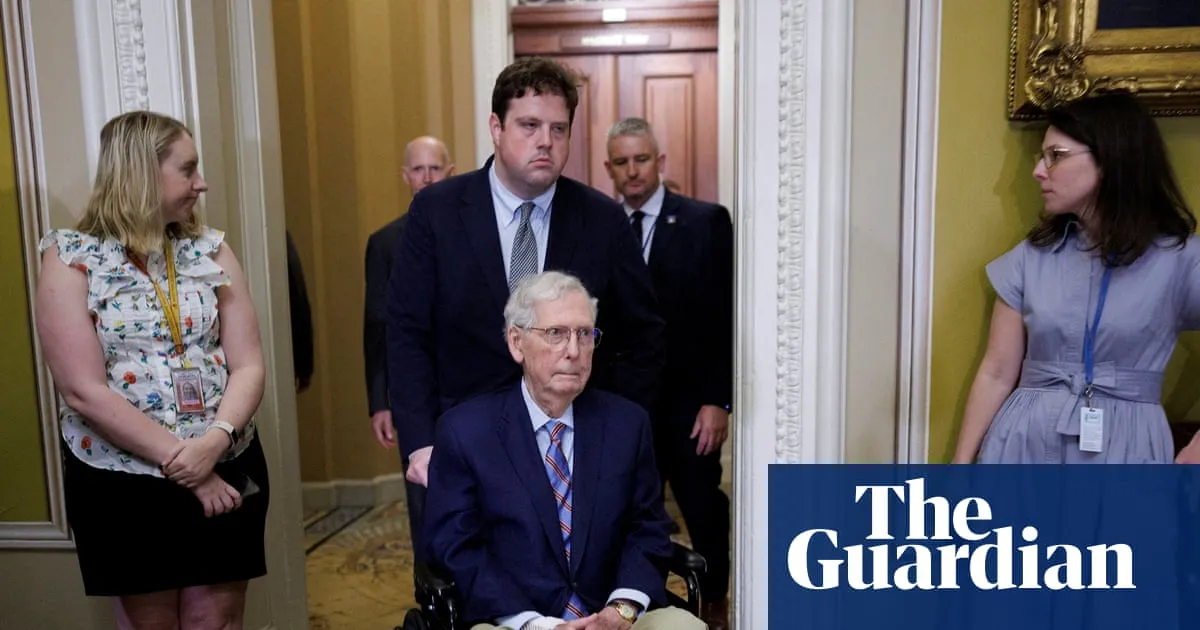 Mitch McConnell leaves rehab center to continue recovery from fall at home
